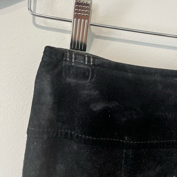 Vintage Black Suede Full Length Skirt by Danier, size 4 - Picture 8 of 10